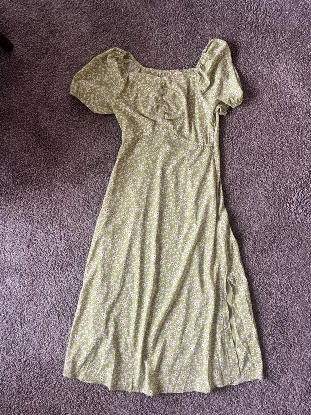 Shop Henly Sophia Floral Midi Dress. Light Green with Puff Sleeves